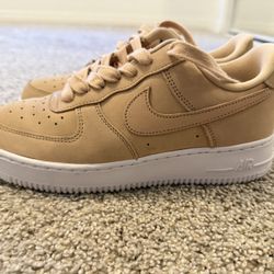 Nike Air Force 1 (size Women  8.5)