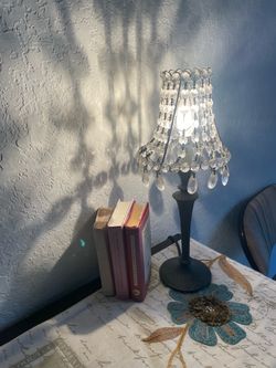 Table lamp