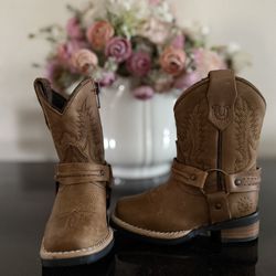 Leather cowgirl Boots 