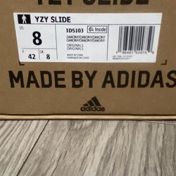 Yeezy Slides Never Worn