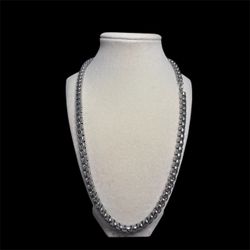 Solid Round Box Chain