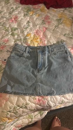 Minim skirt. Size small.