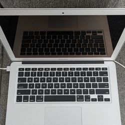 Apple MacBook Air mod 2012 8GB ram