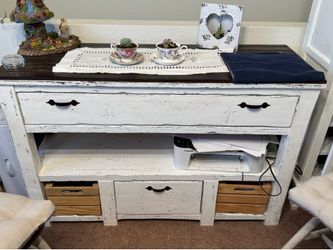 Buffet cabinet/tv stand