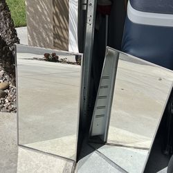 Mirrored Medicine Cabinets