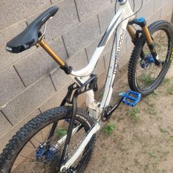 Morewood Jabula Heavily Upgraded MTB