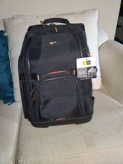 Case Logic SLRC-206 DSLR Camera Backpack – Brand New With Tags