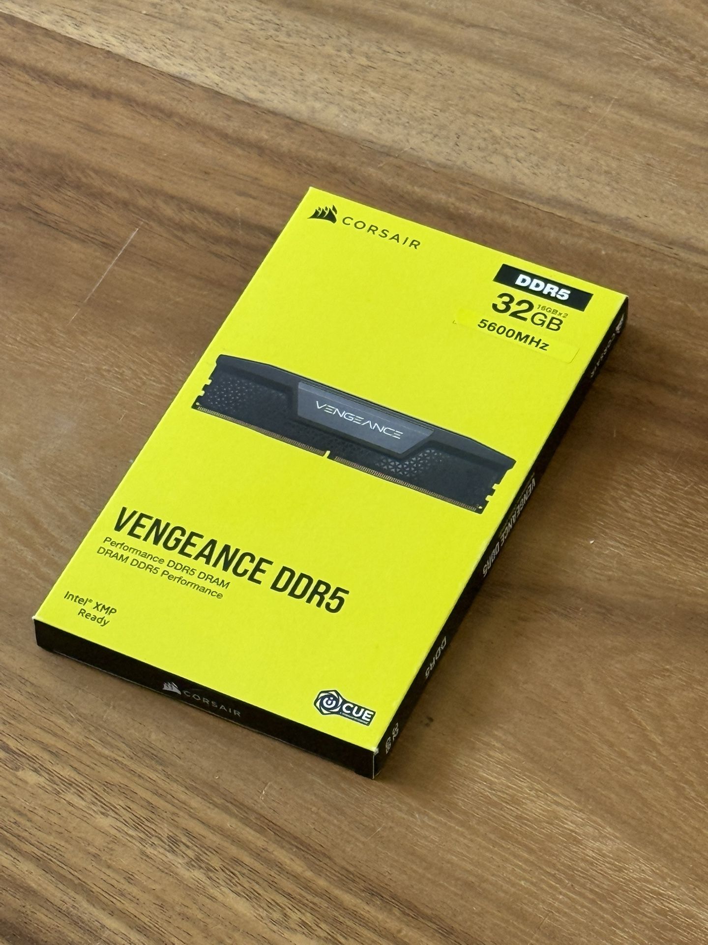 CORSAIR VENGEANCE DDR5 RAM 32GB (2x16GB) 5600MHz CL36-36-36-76