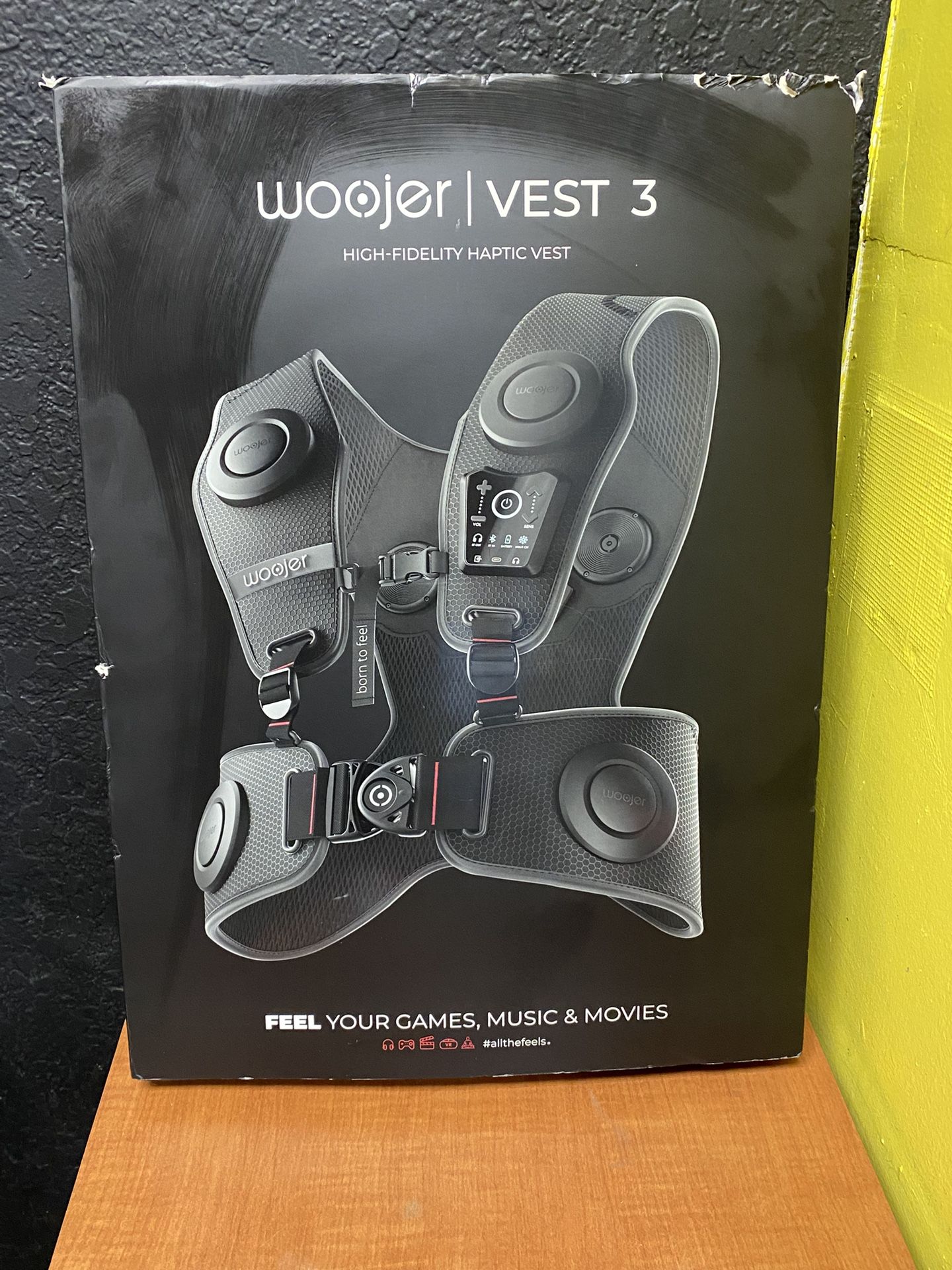 Woojer High-Fidelity Haptic Vest 3 WJRV3-101N  Black