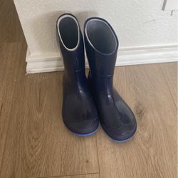 Boy Rain Boots Size 9-10