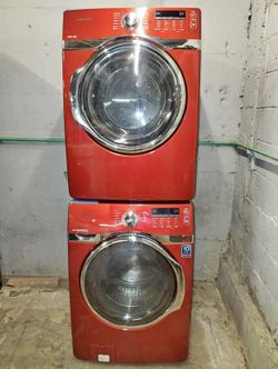 SAMSUNG front load washer and electric dryer working perfectly with 4 months warranty