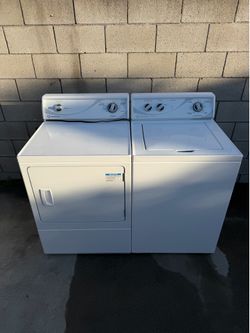 Speed Queen Washer & Gas Dryer Set