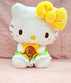 Hello Kitty Plushie 