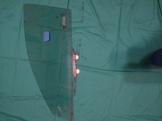 Fits 2016-2022 Honda HR-V  Driver Left Side Front Door Window Glass