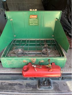 Coleman 413G camp stove