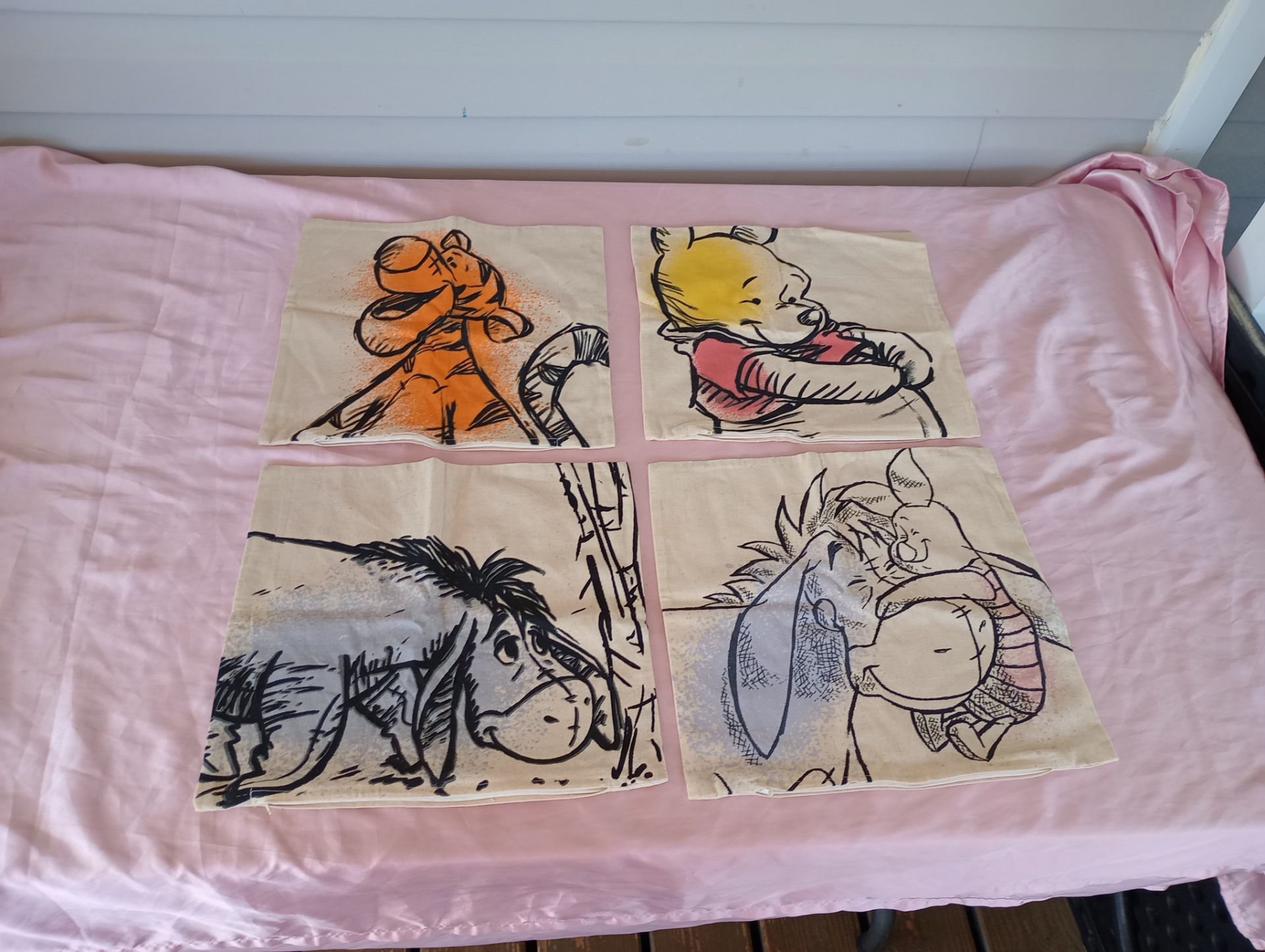 Winnie the Pooh throw pillow covers decoration pillow cases set of 4