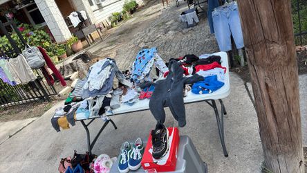 Yard Sale 
