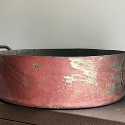 Historic NYC Bankers Social Club Large Copper Vessel. 20 lb Solid Copper, Early 1900s.