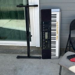 Keyboard With Stand 