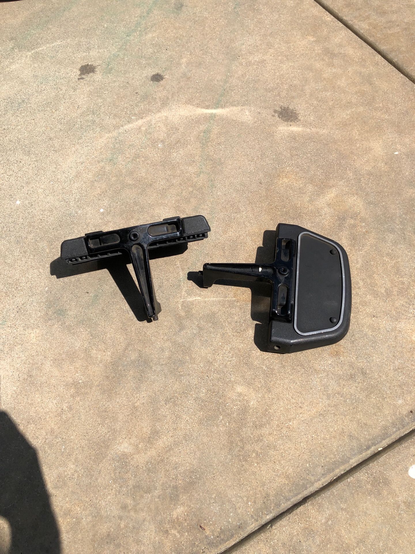 Harley Davidson passenger pegs