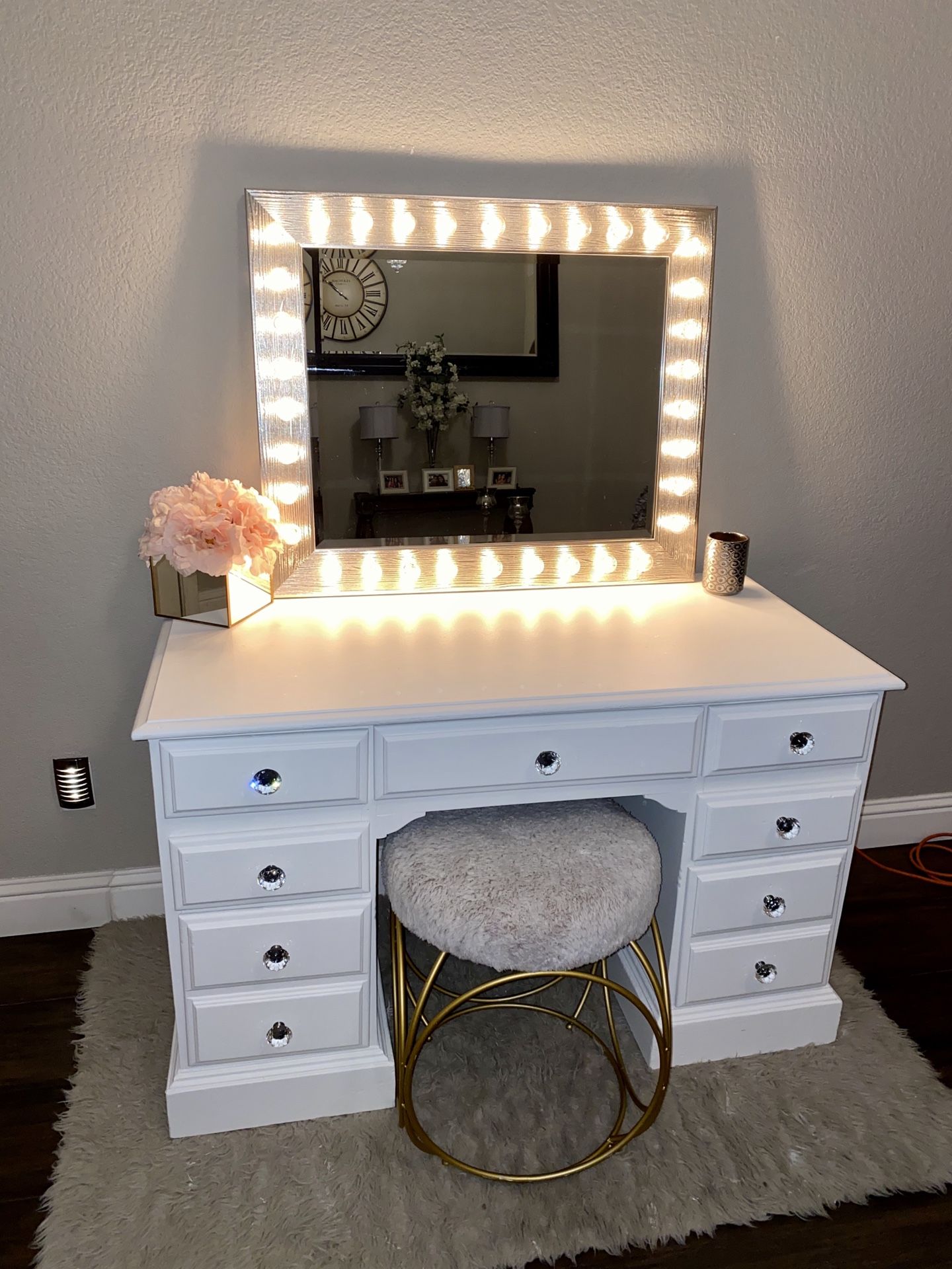 White Vanity (read description)