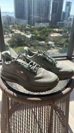 Nike Pegasus premium size 9.5 men