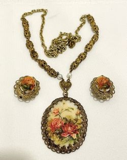 Vintage Western Germany Filigree Pink Rose Rhinestone Necklace & Earrings Set