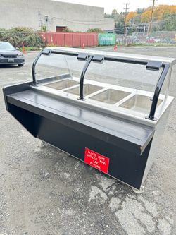 Portable 4 wells steamer with sneeze guards