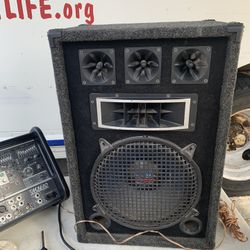 3 Way PA Cabinet W SuperBlue 600 Watt Woofer