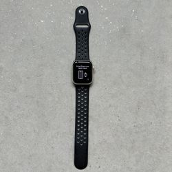 Apple Watch SE 2nd Generation 40mm Aluminum Case GPS Sports Band