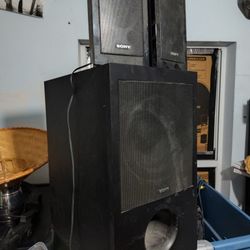 Sony Bass Speaker With Left And Right Front Speakers