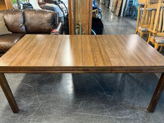 Table with Two Leafs
