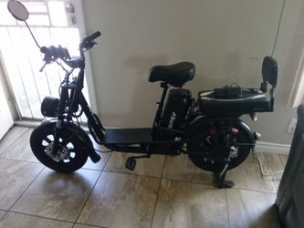 Electric bike ride like a moped. 750.