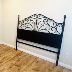 Queen Size Metal Headboard With Metal Frame 