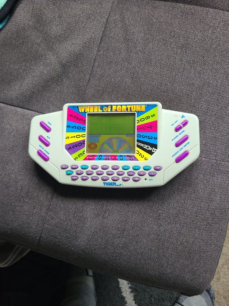 Wheel Of Fortune Tiger Handheld