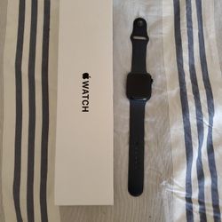 Apple Watch SE 