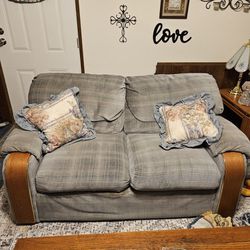Sofa &  Love Seat With 2 end tables