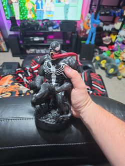 Venom controller holder