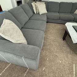 Sectional Couches 