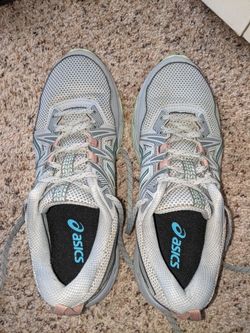 Women's Asics Trail Running Shoes 9.5 Wide