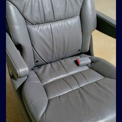 Honda Odyssey Seats "Very Clean" ! 