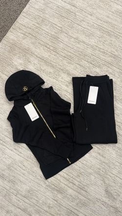 Lululemon Scuba Set