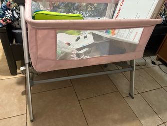 Pink DayDream Bassinet