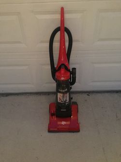 Dirt Devil Vacuum