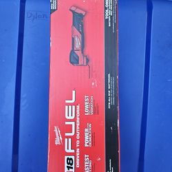 NUEVO MILWAUKEE M18 FUEL MULTITOOL