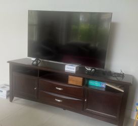 Tv stand Wellington