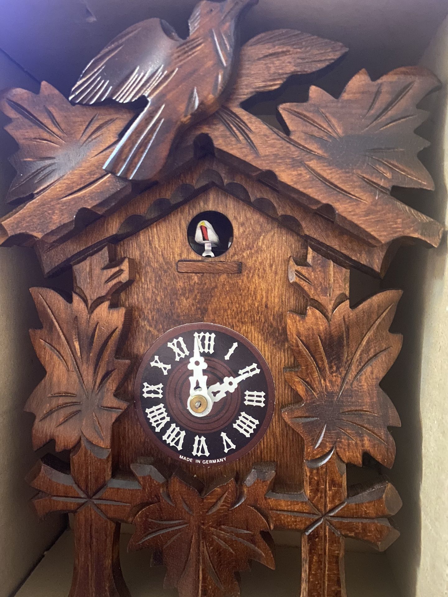 German Cuckoo Clock Maple leaves