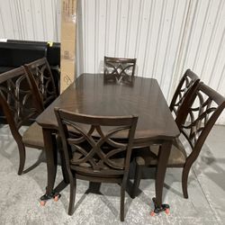 Dining Room Table Seats 6