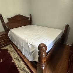 Queen Mattress bedroom Set - matching Set 