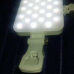 Clip-On LED Video Light 2500mAh Dimmable Selfie Panel for iPhone Laptop Camera